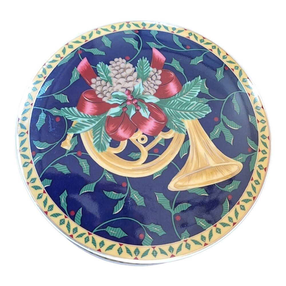 MIKASA Covered Holiday Music Christmas Candy Dish or Trinket Box Porcelain JAPAN